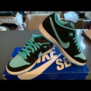 Nike SB, mens 6.5, womens 8 - worn 1 time